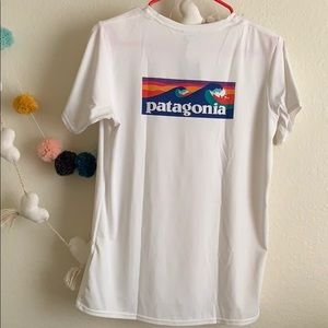 NWT Women’s Capilene Cool Daily Graphic Shirt